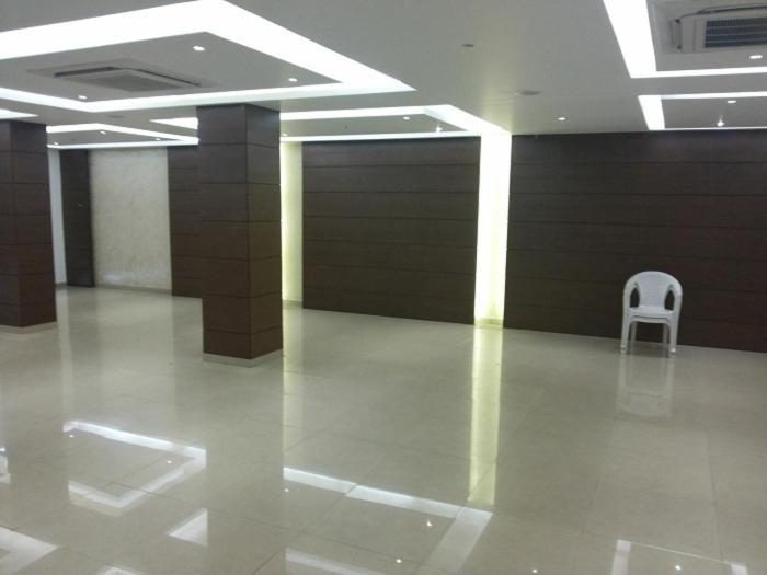 Royal Inn Ankleshwar Bagian luar foto