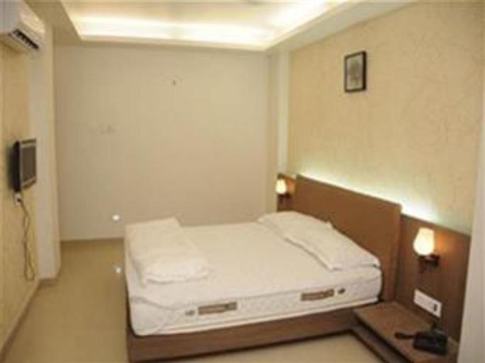 Royal Inn Ankleshwar Ruang foto