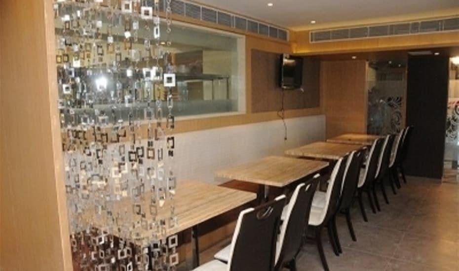 Royal Inn Ankleshwar Bagian luar foto